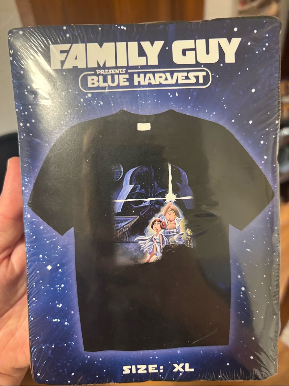 Family guy presents blue harvest men’s XL TEE NWT